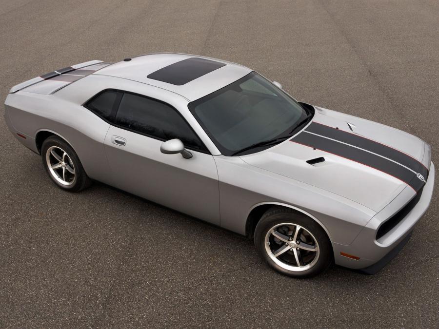  Dodge Challenger SE Rallye 2009 года  (фото 8 из 8)